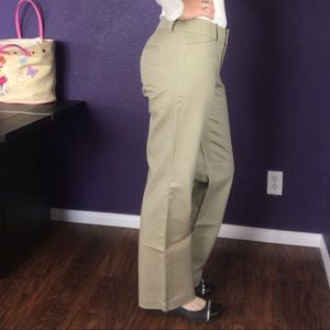 Kaki dress pants